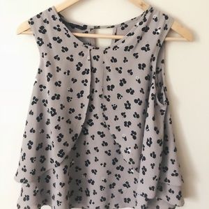 Zara blouse 🌿🖤